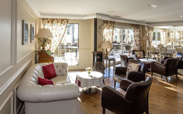 Hotel Blaumar