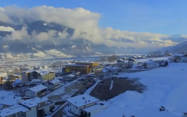 Top Holiday Flat in Fugen Near the ski Area