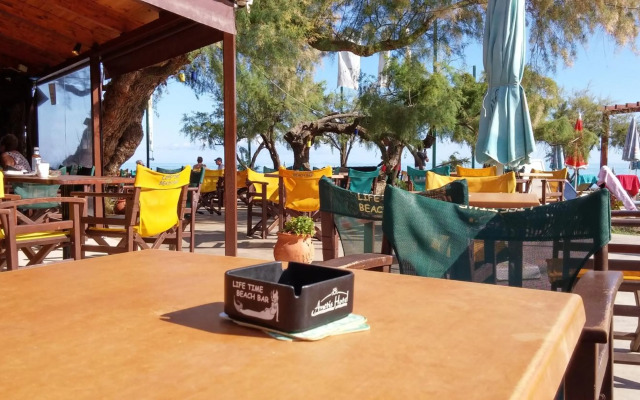 Anetis Beach Hotel
