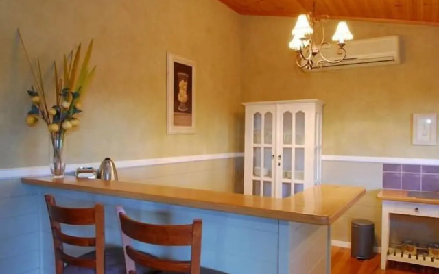 Barrington Hideaway- River Cottages