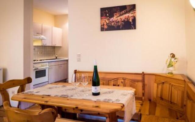 Weingut Caspari, Familie Eggert