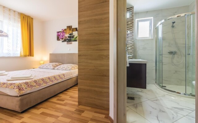Awesome Home in Medulin With Wifi and 3 Bedrooms