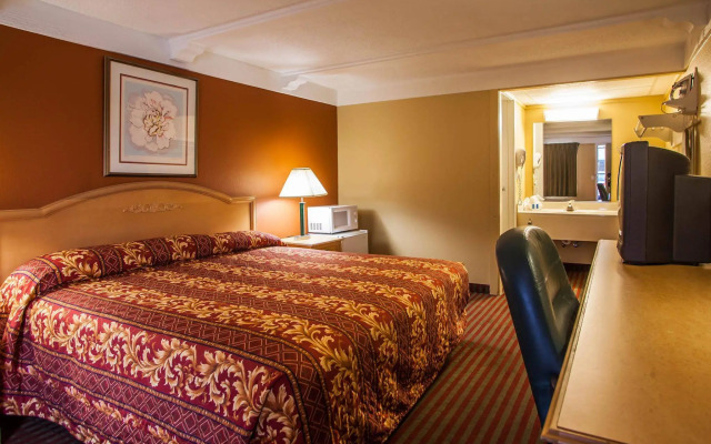 Rodeway Inn