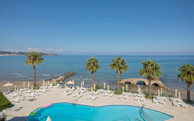 Xenos Kamara Beach