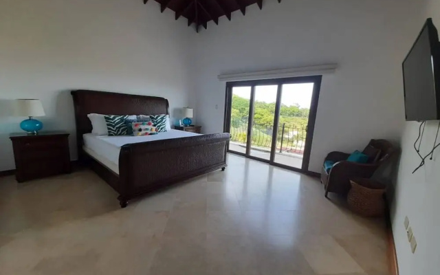 Pristine Bay Villas