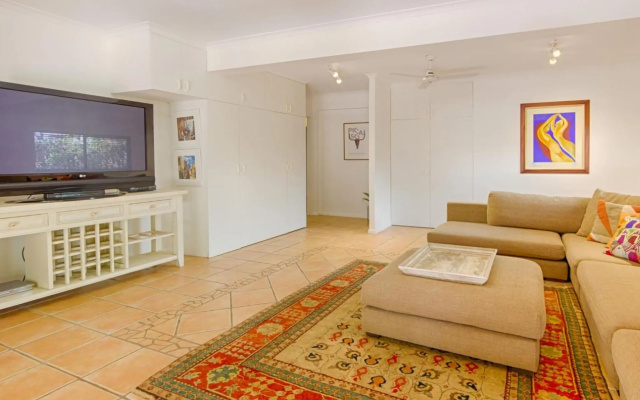 Sunshine Beach House 14 Depper Street – Guest Rooms – Sunshine Beach