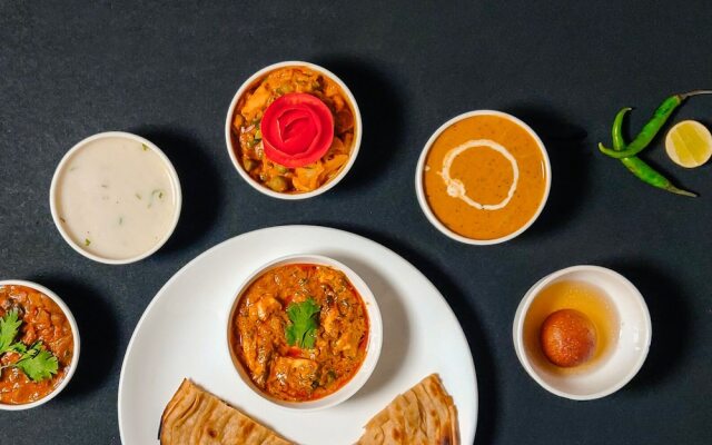 OYO Flagship 5265 Hauz Khas Metro
