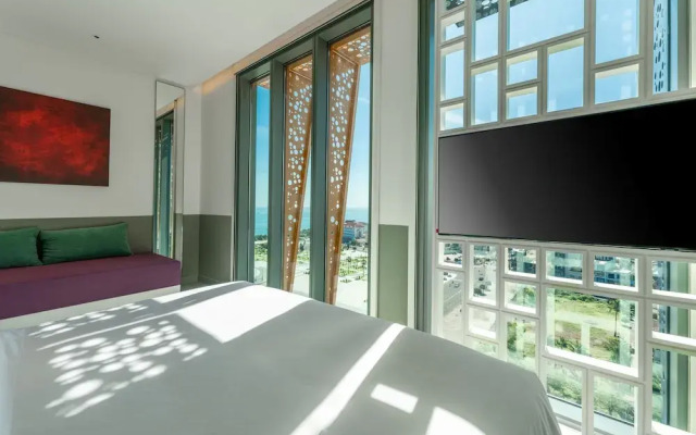 Wink Hotel Tuy Hoa Beach - 24hrs stay & Rooftop Pool Bar