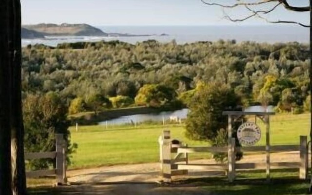 Mystery Bay Cottages
