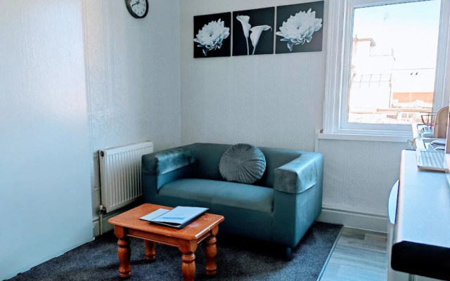 Seahawk Holiday Apartments