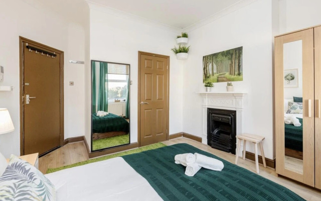 Ryam suites