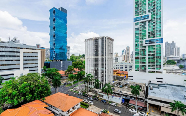 w Sophisticated 1BR w High-rise View in Calle 50