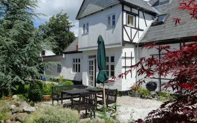 Skovlyst Bed and Breakfast