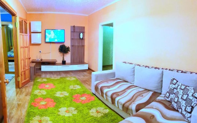 Apartment naprotiv Dvortsa Sporta na Nazarbaeva 1