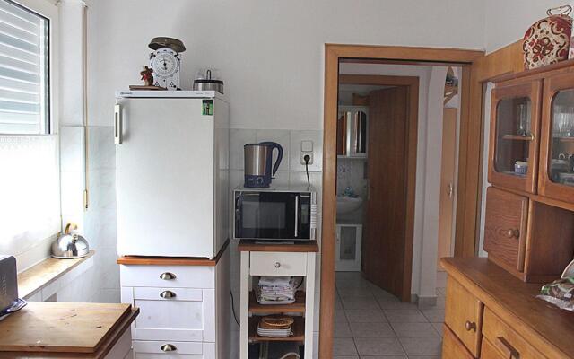 Lovely apartment in Blomberg with a garden