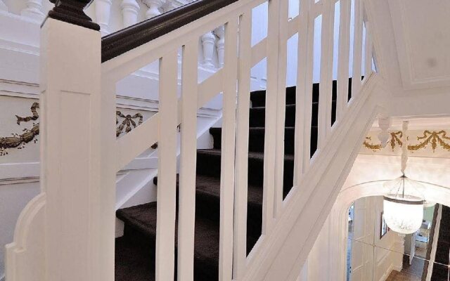 JVR108 Luxury Guesthouse