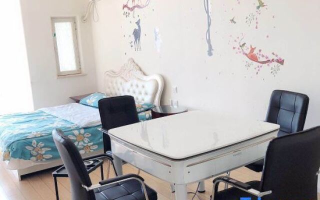 Yingkou Four Seasons Seascape Apartment