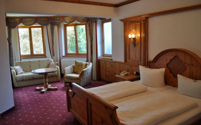 Hotel - Restaurant Kreuzberghof