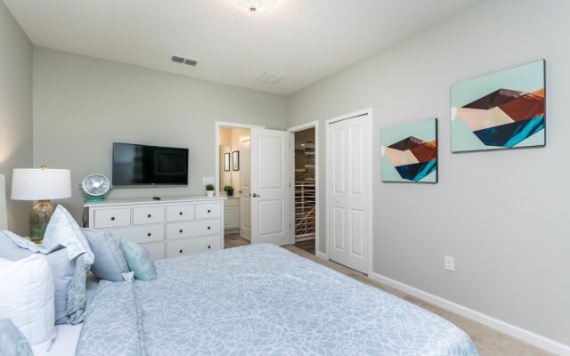 2628 Calistoga Avenue