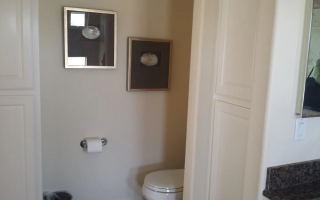 346 Ocean View 2 Bedroom Townhouse by RedAwning