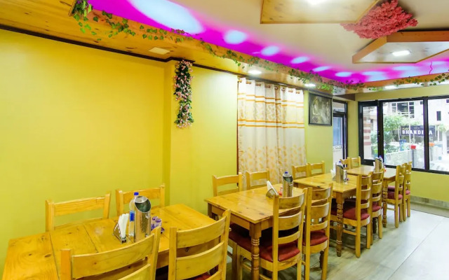 Fabhotel Negis Shivalaya