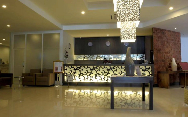 Lombok Plaza Hotel & Convention
