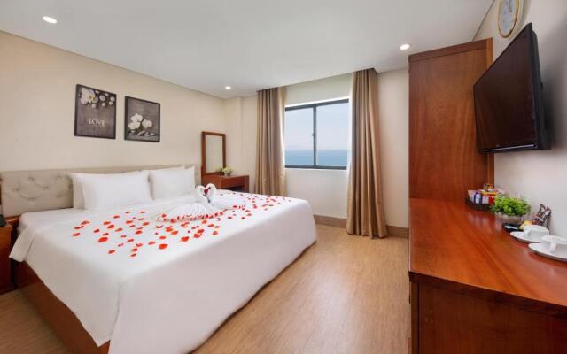 Cherry Hotel & Apartment Da Nang - Phoenix 2 Hotel