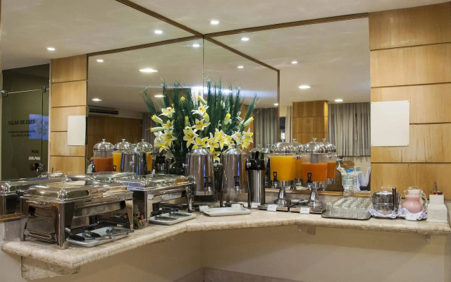 Rede Andrade Hotel Canadá
