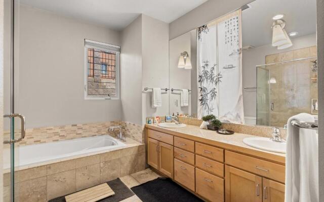 "tokyo Ryokan Home in Hidden Dessert Oasis"