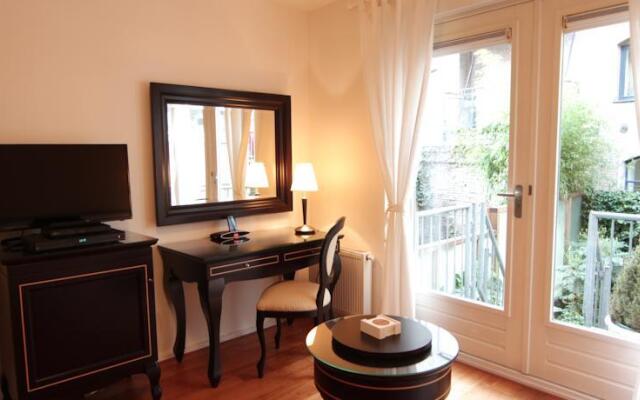 The Pearl Of The Jordaan...