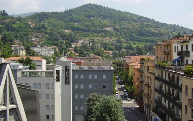 La Loggia Appartamenti- Calzavellia