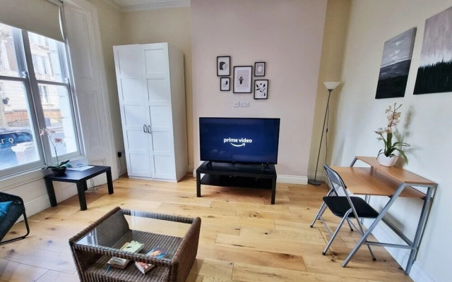 Notting Hill Flats 5min to Portobello Rd