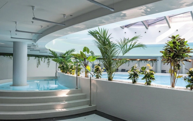 Apartment in Szczecin With Pool and Terrace