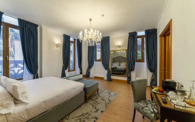 Sintra Marmoris Camelia