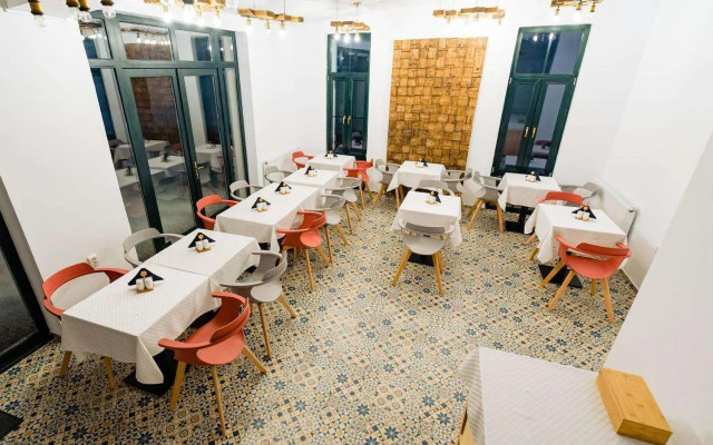 Pensiunea Salina Gymnasium