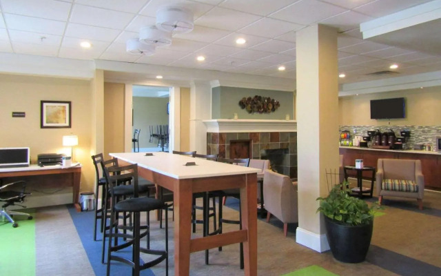 Days Inn by Wyndham Cedartown