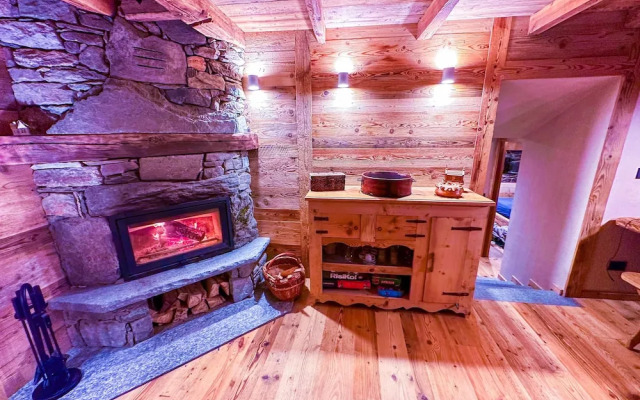 Modern Family Chalet Stunning Mountain