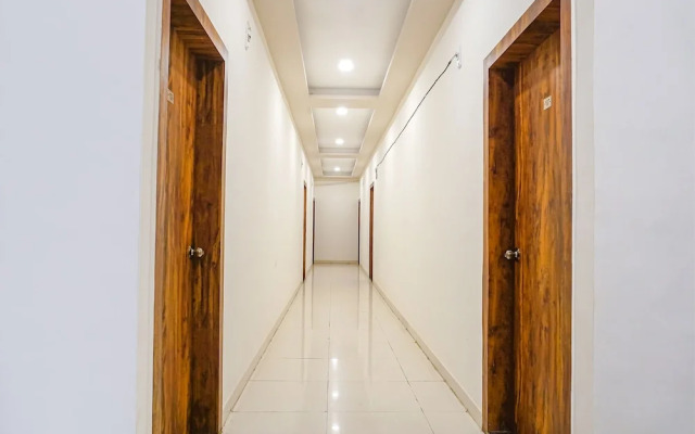 Fabhotel Krishan Executive