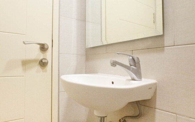 Dreamy And Chic Studio Apartment At Benson Supermall Mansion