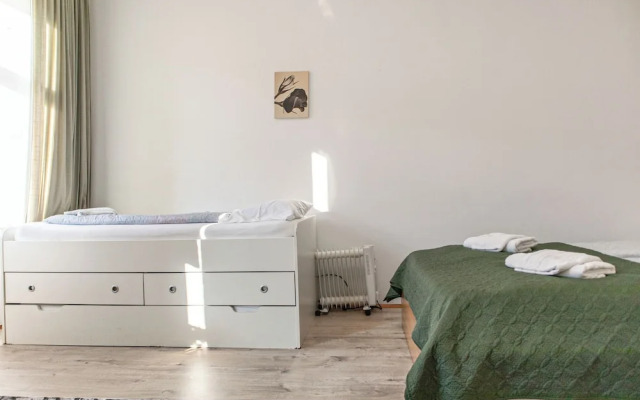 Comfortable 3BR Danube & Millenium Tower