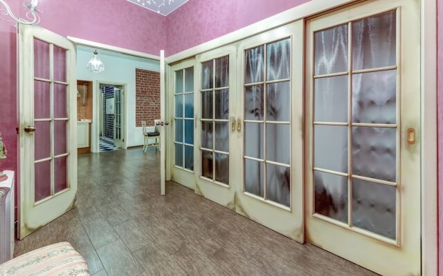 Апартаменты Vesta рядом с Казанским Собором