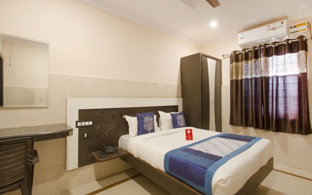 OYO 10270 SS Residency