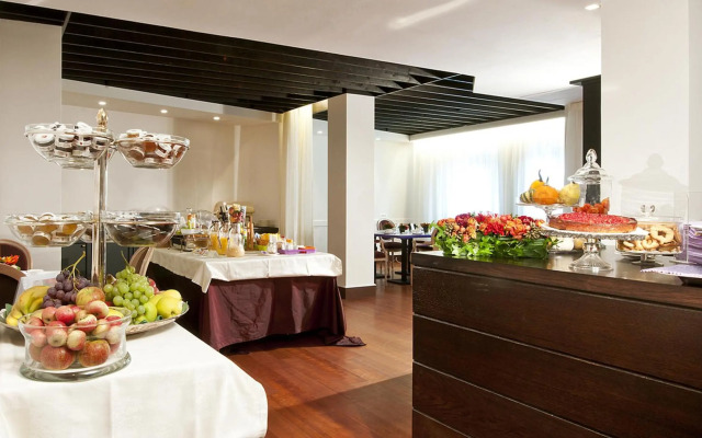 Fenix Hotel