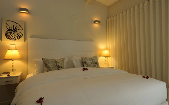 Whale Coast All-Suite-Hotel