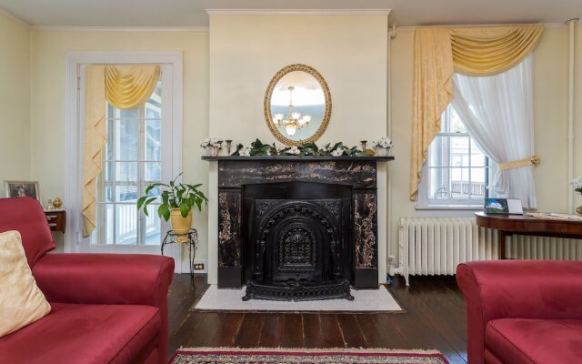Holladay House B&B
