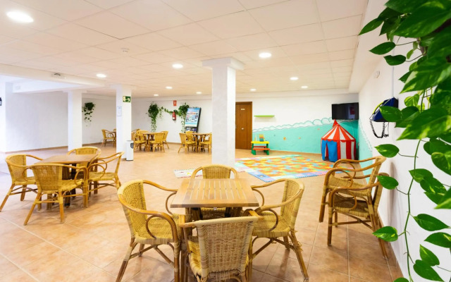 Hotel Oasis Atalaya