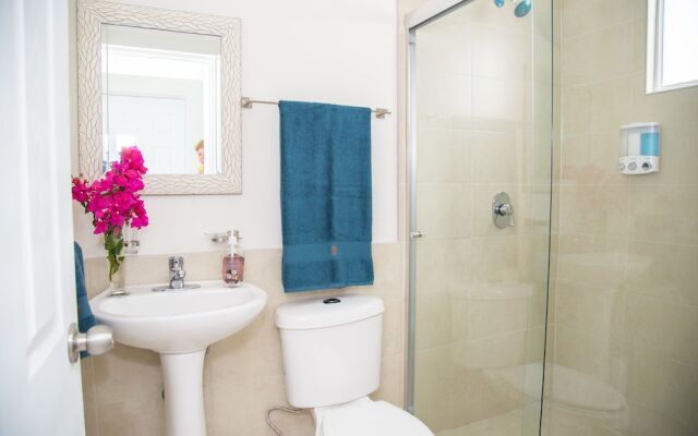 Beautiful New Home Near The US Consulate