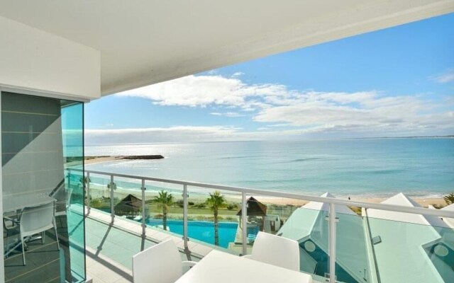 Sea Side 411
