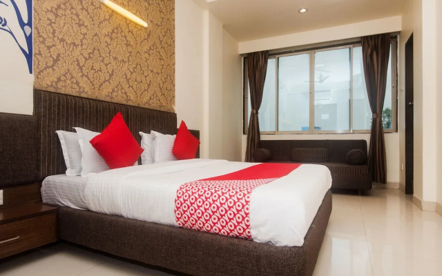 OYO 4173 Dolphin Club