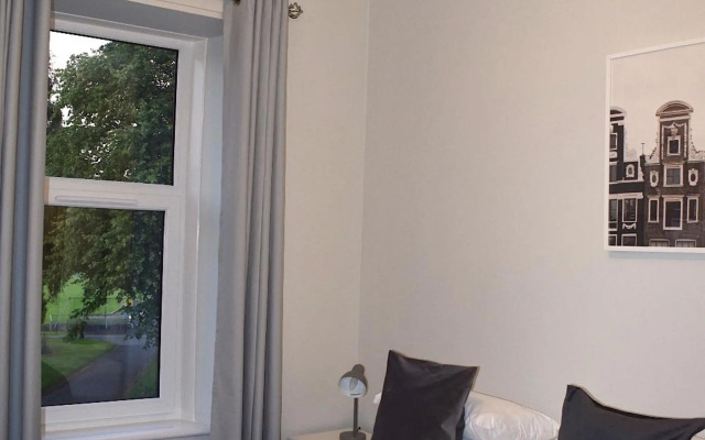 Kelpies Serviced Apartments- Victoria